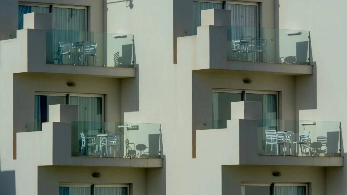 Tips Memilih Balkon Rumah Terbaik yang Estetis dan Aman