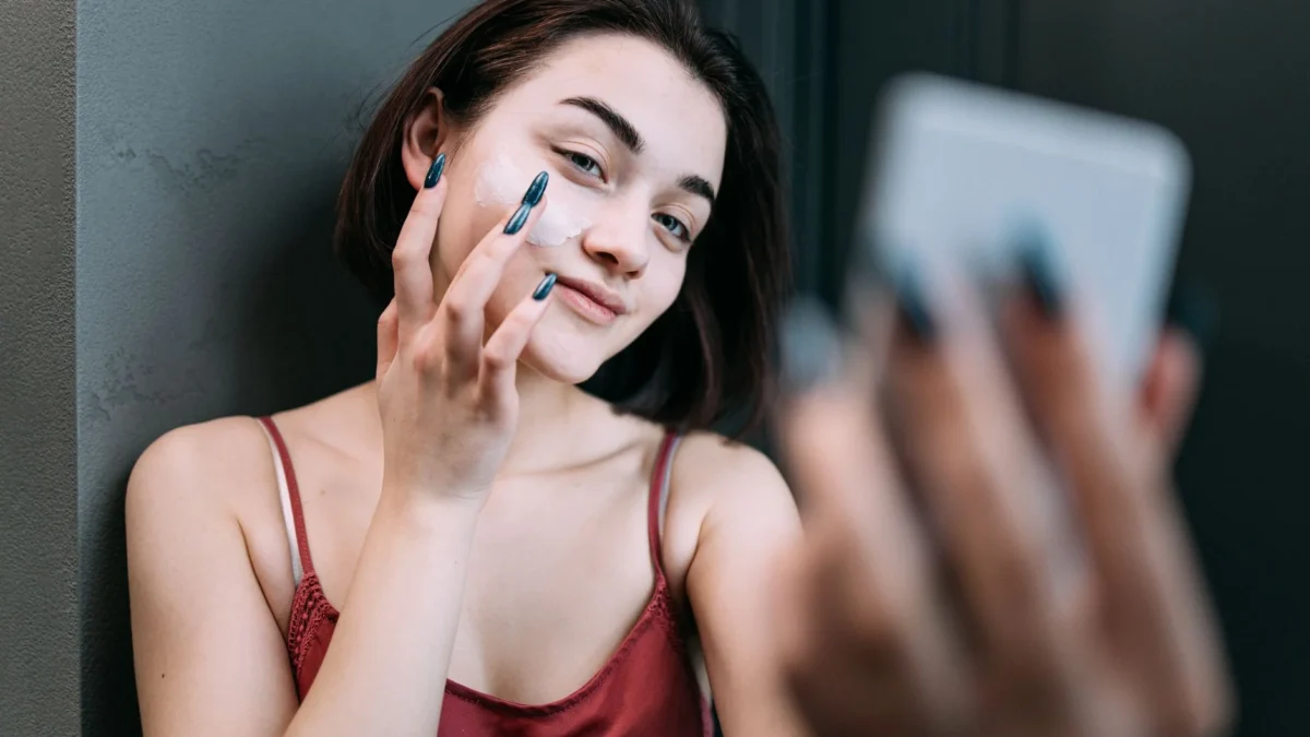 Tips Merawat Kulit Wajah Alami Biar Selalu Sehat dan Glowing