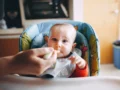 Tips MPASI Bayi 6 Bulan agar Lahap Makan dan Bebas Gerakan Tutup Mulut